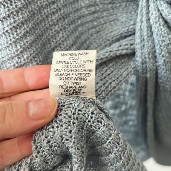 Moon & Madison Twist Back Light Blue Sweater - Picture 7 of 8